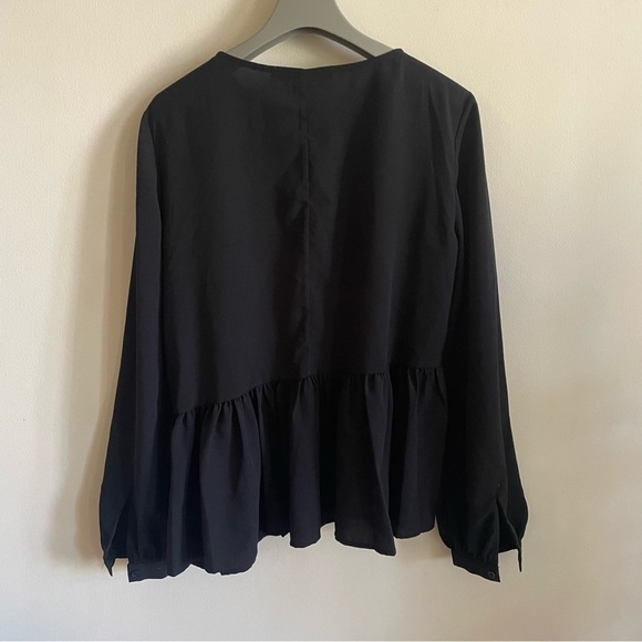 FRENCH CONNECTION Black Asymmetrical Hem Peplum Top - Picture 4 of 9